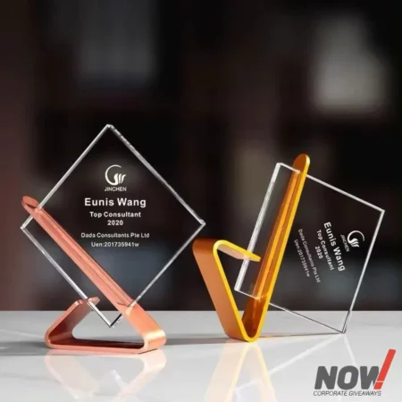 Diamond Shape Crystal Glass and Metal Trophy - AGT 153